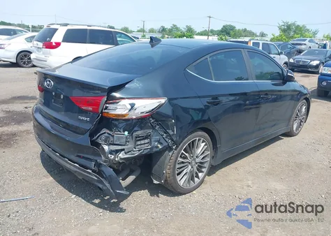 2018 Hyundai Elantra Sport z USA, uszkodzony, nr VIN KMHD04LBXJU451335